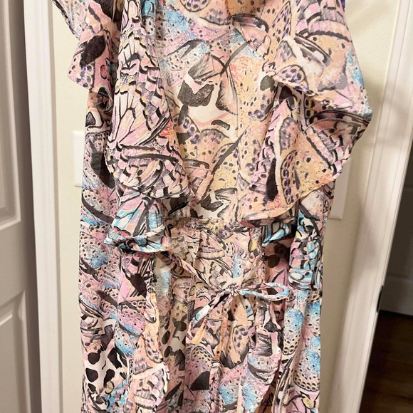 Colorful Patterned Blouse - Picture 2 of 3